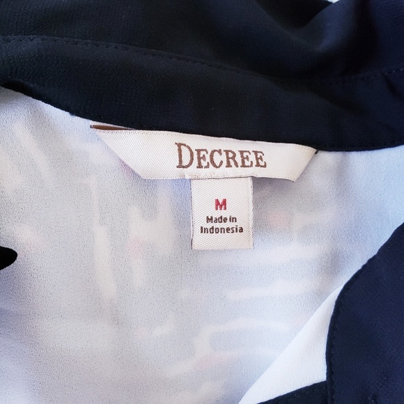 Decree Colorblock Long Sleeve Button Down Shirt - Picture 6 of 6